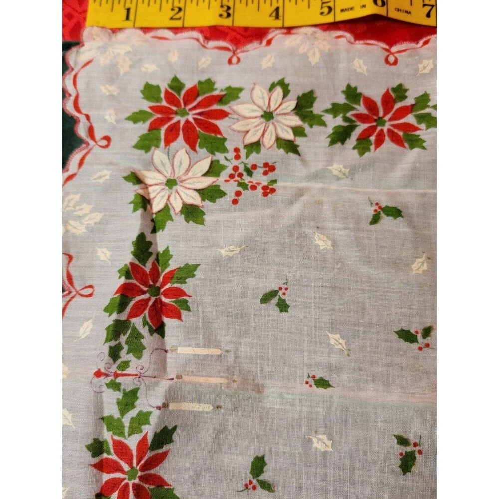Poinsettia 100 % Cotton, Made in Japan. Vintage